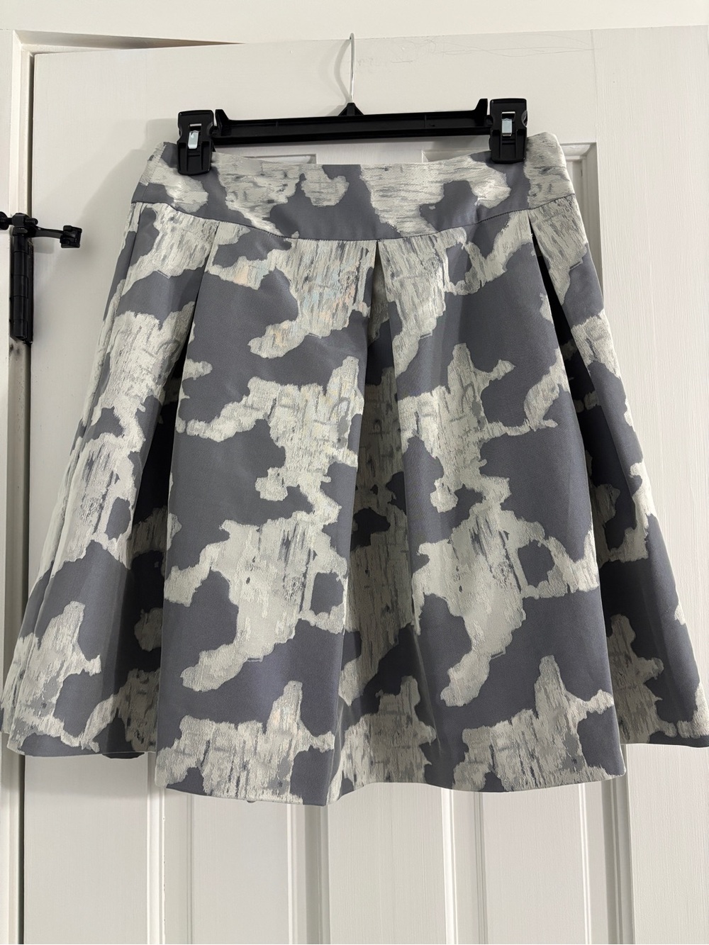 Kate Spade Printed Pleated Skirt - Size 2